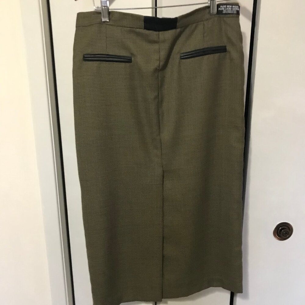 Stefi Lara Ladies Wool Lined Skirt Size 16